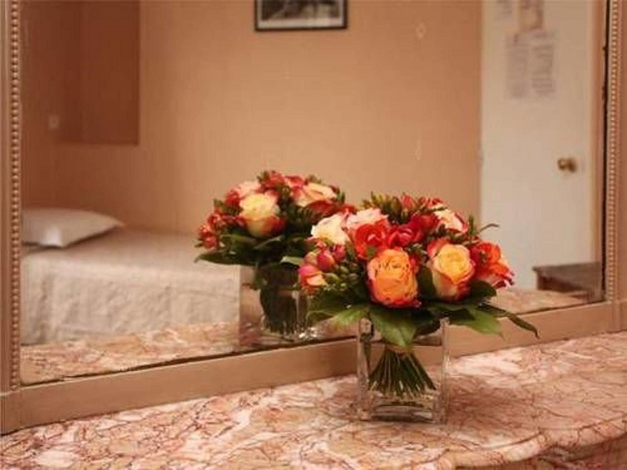 Hotel Baudin Paryż Zewnętrze zdjęcie