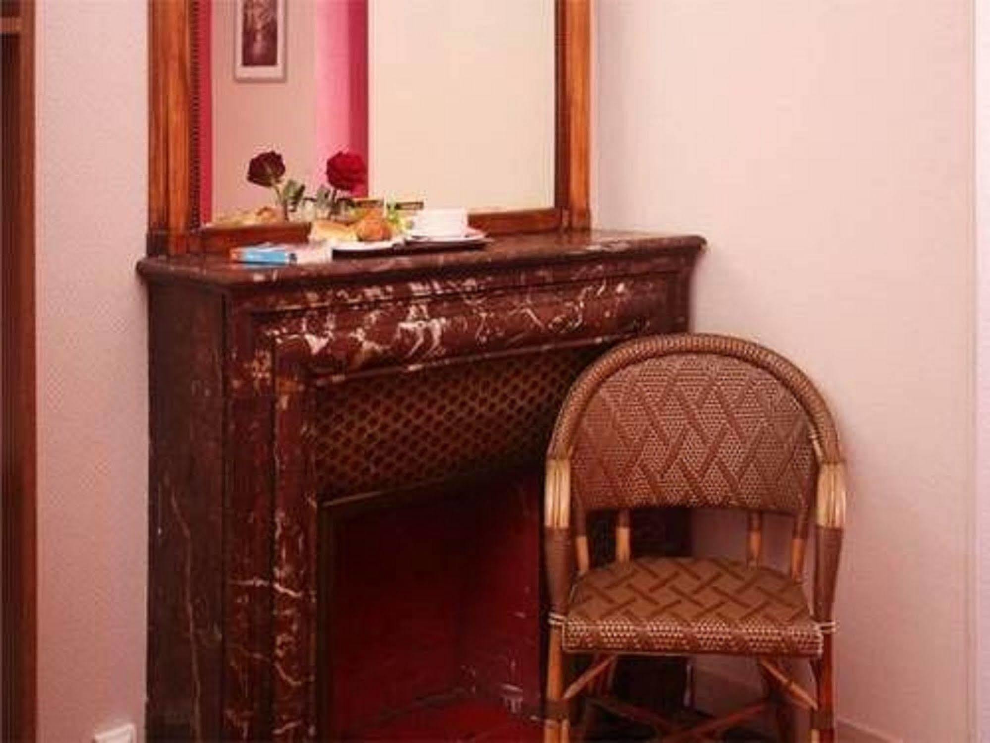 Hotel Baudin Paryż Zewnętrze zdjęcie